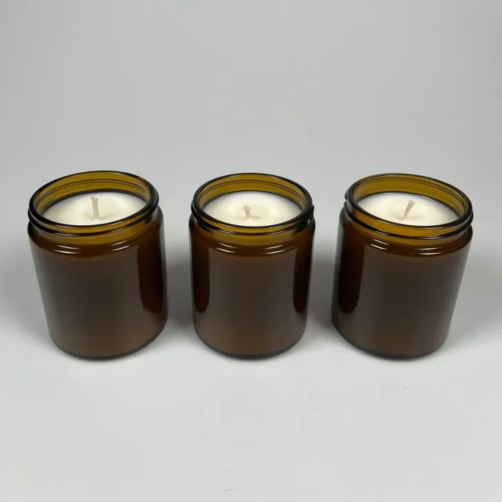 Świeca sojowa zapachowa w szkle brązowym  - bawełniany knot 180 ml